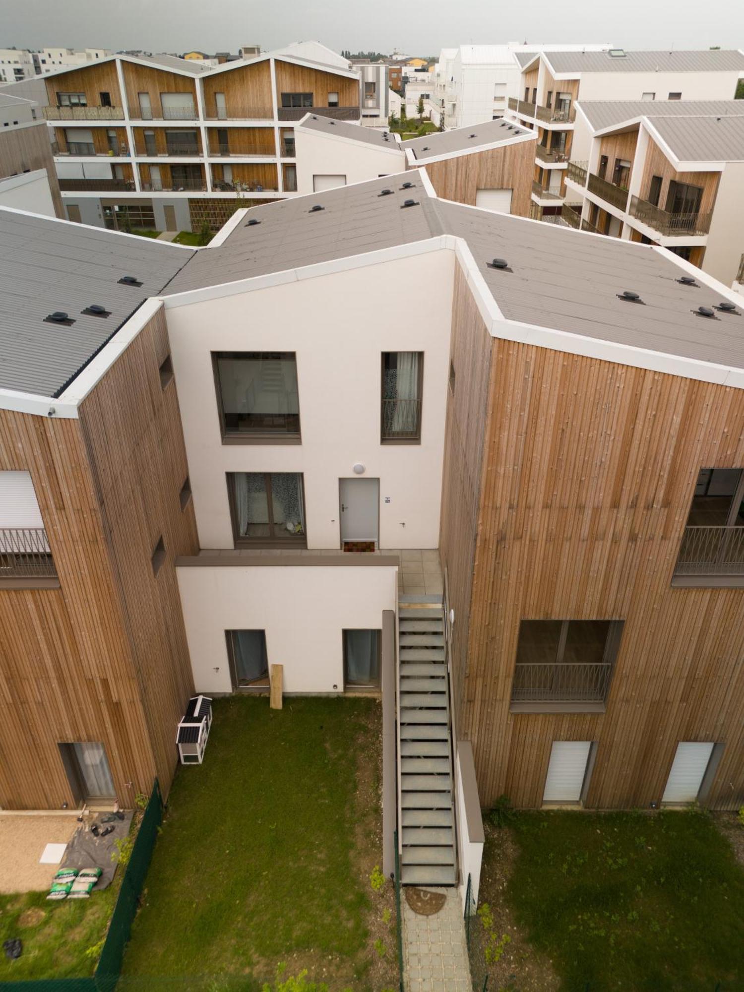 Duplex Complet - Proche Dysney Land Paris Lägenhet Bussy-Saint-Georges Exteriör bild